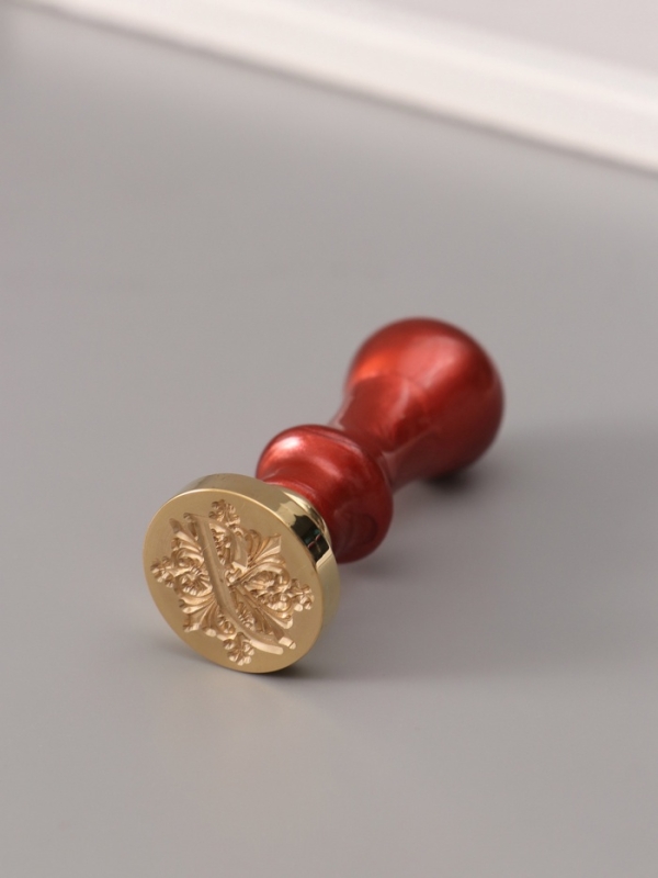 Печать для сургуча с пластиковой ручкой "Буква J на вензеле" 2,5х2,5х6,3 см