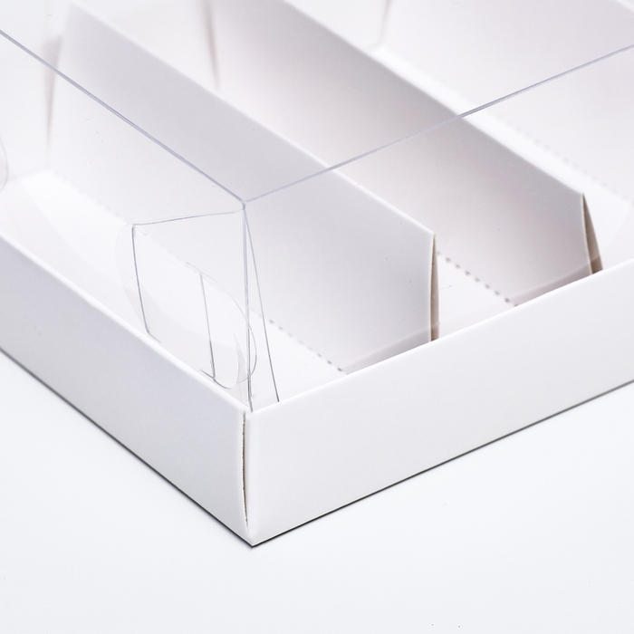 Кондитерская коробка складная под 5 эклеров, белая, 22х13,5х7см Кондитерская коробка складная под 5 эклеров, белая, 22х13,5х7см