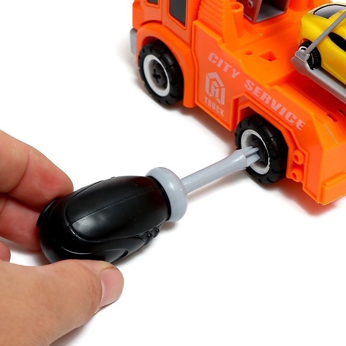 Конструктор винтовой &laquo;Эвакуатор&raquo;, 2 в 1 робот-машина