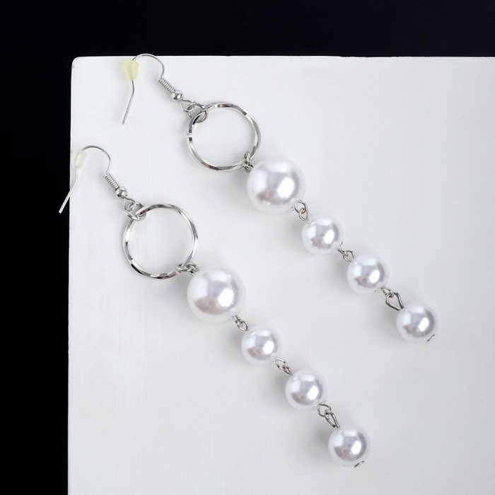 Серьги с жемчугом &laquo;Аврора&raquo; дорожка на кольце, цвет белый в серебре