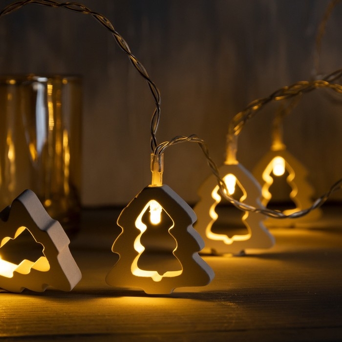 Гирлянда &laquo;Нить&raquo; 2.5 м с насадками &laquo;Ёлочка&raquo;, IP20, прозрачная нить, 10 LED, батарейки AAх2 (не в комплекте), свечение тёплое белое