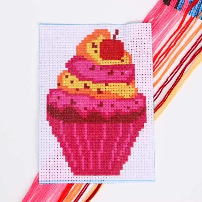 Вышивка крестиком &laquo;Капкейк&raquo;, набор для творчества, 14 х 10 см