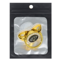 Соска - пустышка силиконовая ортодонтическая &laquo;Бриллиант&raquo;, от 12 мес., с колпачком, цвет золотой/черный, стразы