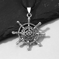 Кулон унисекс &laquo;Штурвал&raquo;, цвет чернёное серебро на чёрном шнурке, 40 см