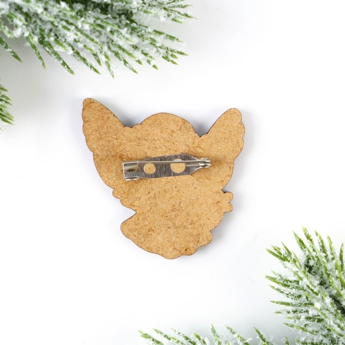 Значок новогодний закатной &laquo;Новый год: чирикать&raquo;, 5,6 см.