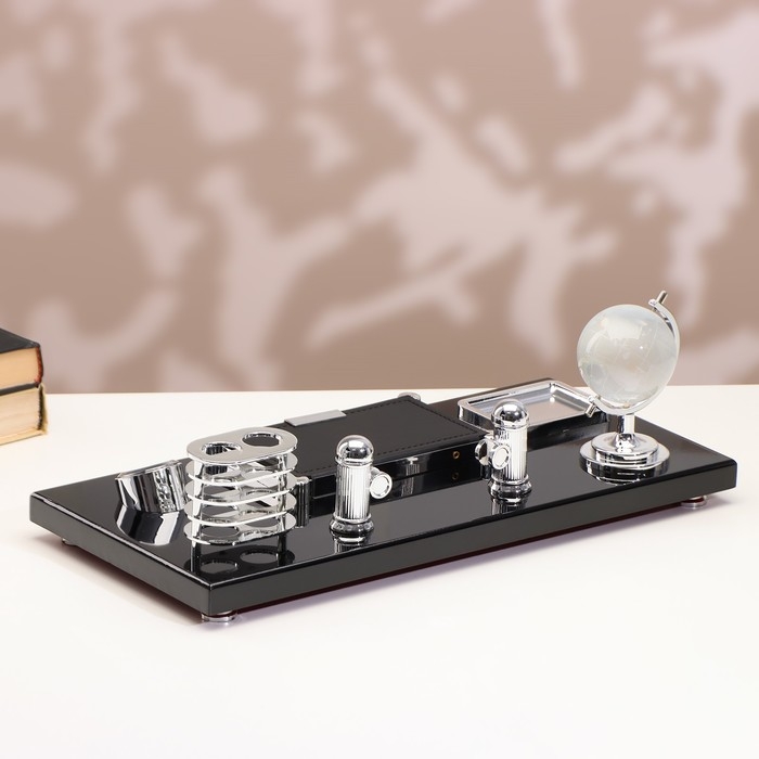 Набор настольный канцелярский 6в1 с часами Набор настольный канцелярский 6в1 с часами