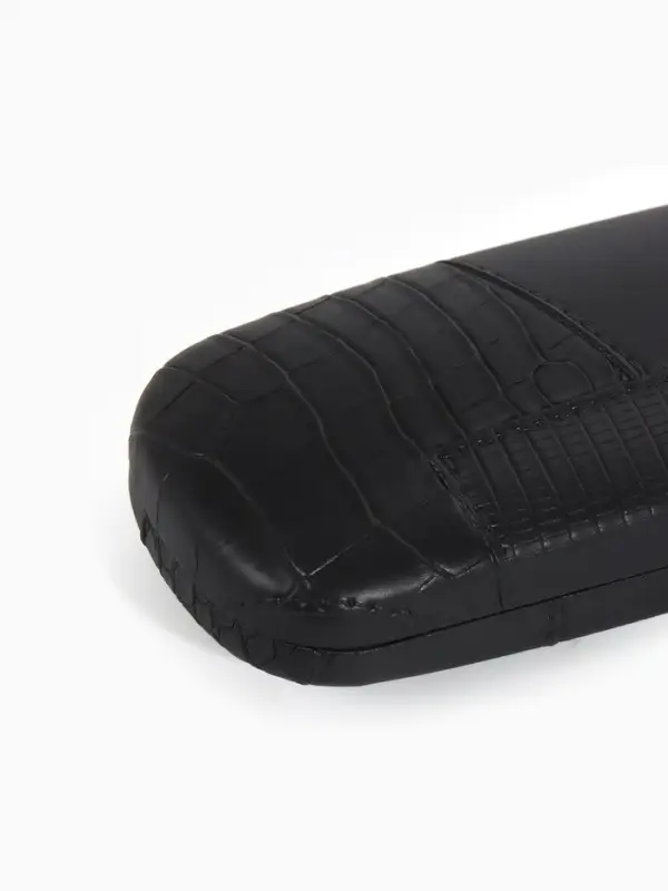 Футляр для очков Июнь2503, 16*5,8*3 см, хлопушка, черный