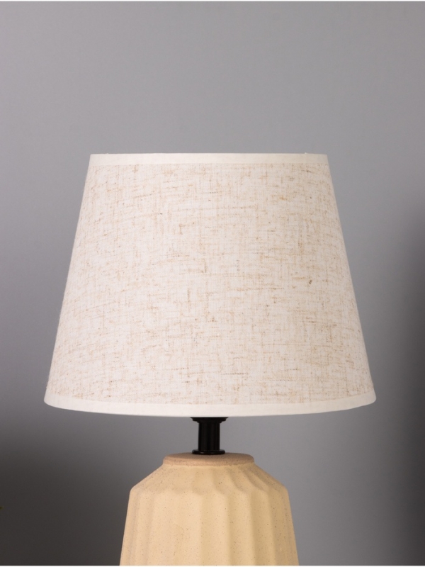 Лампа настольная "Грани" 1х40Вт Е27 бежевый 20х20х31см МОДЕЛЬ: