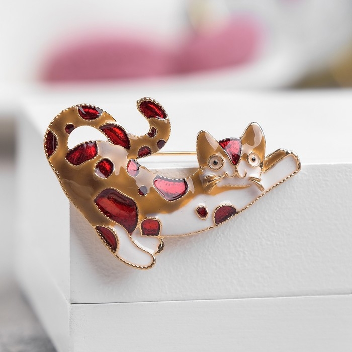 Брошь &laquo;Кошка&raquo; ленивица, цветная в золоте