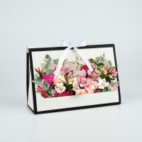 Складная коробка для цветов с окном &laquo;Счастье&raquo;, белая, 16 х 27 х 9 см