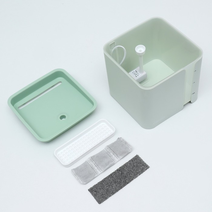 Фонтанчик для животных Carno, 2 л, с датчиком воды и фильтром, 18х16 см 2 л, зелёный