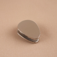 Застёжка для сумки, 4,8 × 3,5 см, цвет жемчужный серебряный Застёжка для сумки, 4,8 × 3,5 см, цвет жемчужный серебряный