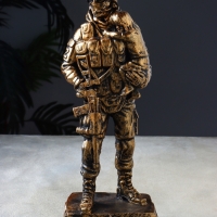 Фигура СВО "Солдат с ребенком на руках" 34х13х11 см