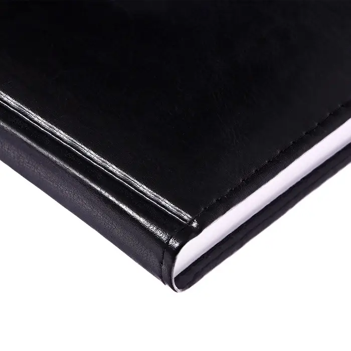 Ежедневник недатированный А5, 160 листов "Небраска", перфорация углов, чёрный