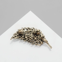 Брошь &laquo;Листочек&raquo;, цвет зелёный в золоте