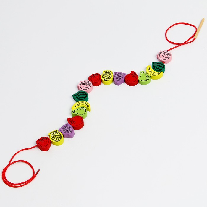 Шнуровка в банке 40 деталей Шнуровка в банке 40 деталей "Фрукты", 2 иглы дерев , 2 шнурка, цвета МИКС