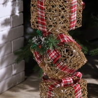 Светодиодная фигура &laquo;Башня из подарков&raquo; 15.5 &times; 80 &times; 15.5 см, металл, текстиль, 220 В, свечение тёплое белое