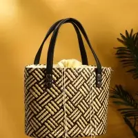 Сумка плетёная из пандана 27х19х42 см, цв. бежево-коричневый