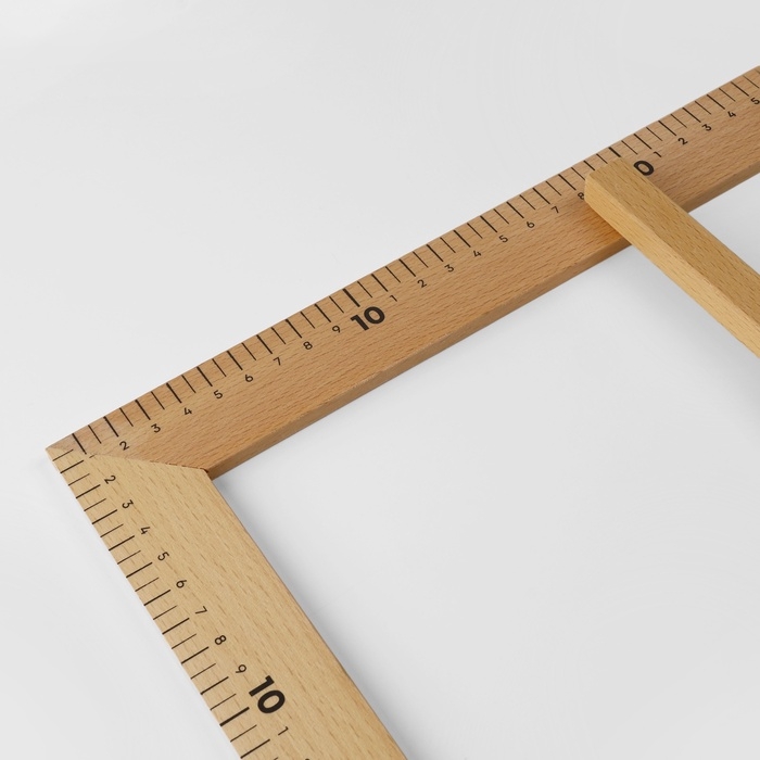 Линейка портновская «Угольник», 50 × 32,5 см, дерево Линейка портновская «Угольник», 50 × 32,5 см, дерево