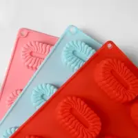 Форма для выпечки Доляна &laquo;Адель&raquo;, силикон, 28&times;16&times;2 см, 8 ячеек, красная