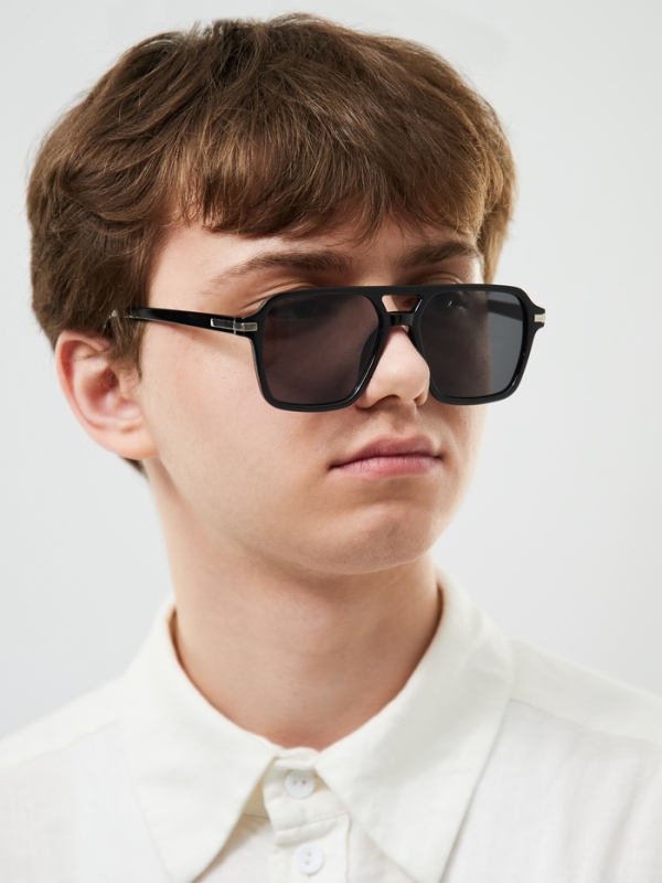 Очки солнцезащитные, uv 400, ширина 14.5 см, дужка 14 см, линза 6.6 х 5.2 см