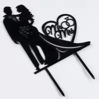 Топпер для торта &laquo;Влюблённая пара&raquo;