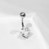 Пирсинг в пупок «Банан» ромб, L=2 см, цвет белый в серебре Пирсинг в пупок «Банан» ромб, L=2 см, цвет белый в серебре