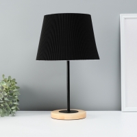 Светильник настольный "Строгость" 1х40Вт Е27 черный 22,5х22,5х41,5см