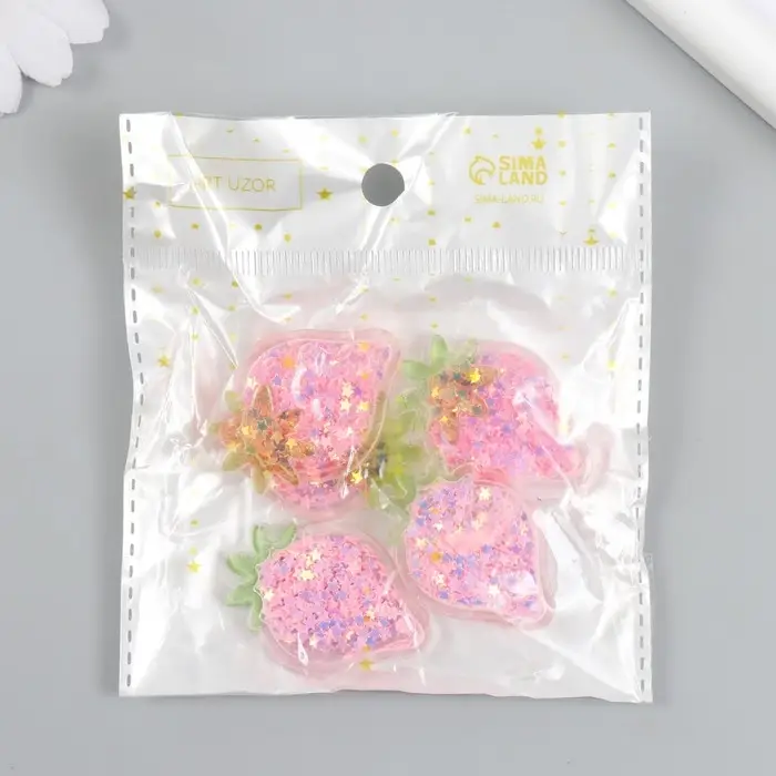 Шейкер для творчества акрил "Клубничка" с глиттером 0,5х3х4,2 см