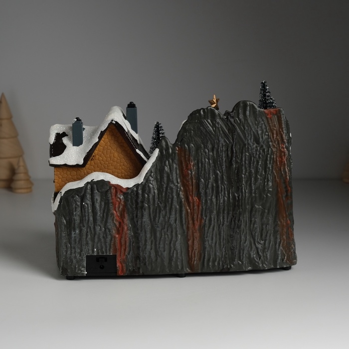 Сувенир пластик световой "Канун Рождества" крутится 23х15х18 см