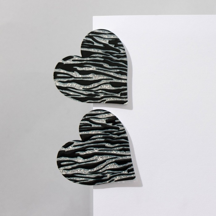 Серьги акрил &laquo;Сердце&raquo; зебра, цвет чёрно-белый