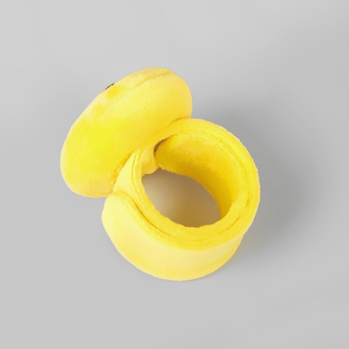 Игольница на браслете &laquo;Смайл&raquo;, 23 &times; 6,5 см, цвет жёлтый