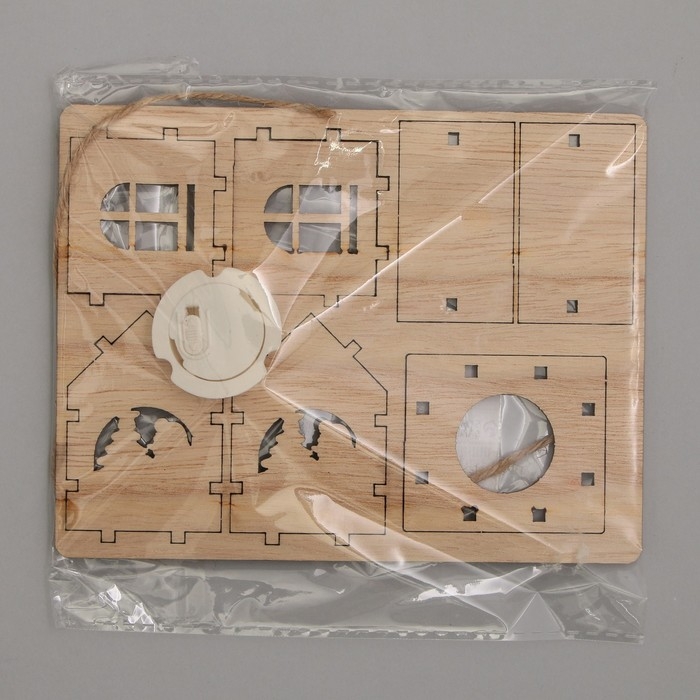 Интерьерное украшение новогоднее &laquo;Новый год: Счастье в дом&raquo;, 6 х 4,5 см