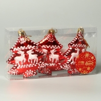 Набор украшений пластик 3 шт "Ёлочки с оленями" 7х9 см, красный Набор украшений пластик 3 шт "Ёлочки с оленями" 7х9 см, красный