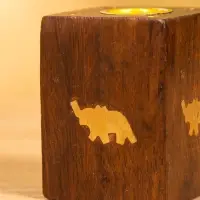 Подставка под благовония &laquo;Слон&raquo;, 4.5&times;4.5&times;5.5 см, дерево шишам