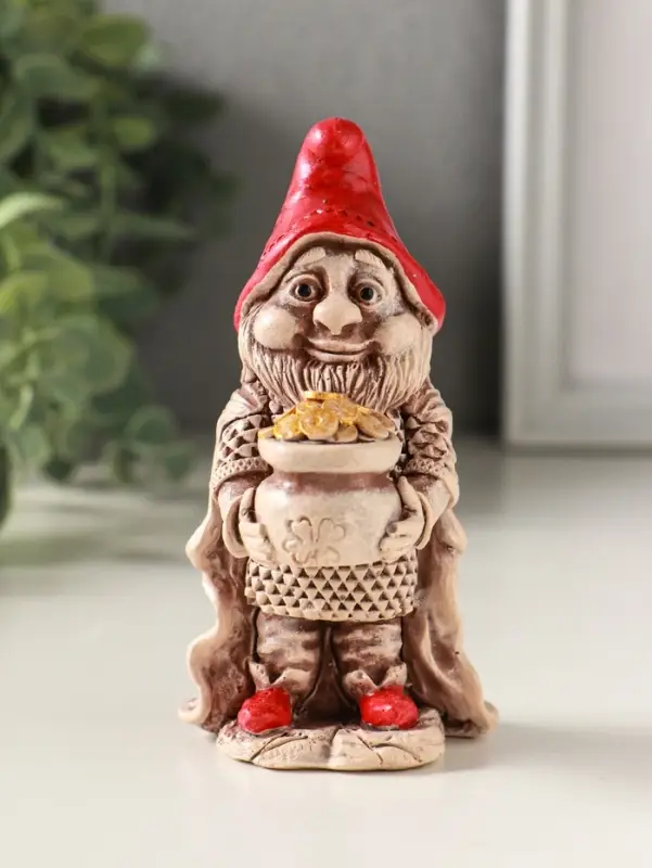 Фигурка гипс &laquo;Гном с мешком монет&raquo;, 11&times;6 см, роспись, слоновая кость