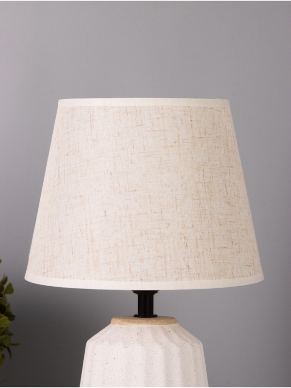 Лампа настольная Лампа настольная "Грани" 1х40Вт Е27 белый 20х20х31см МОДЕЛЬ: