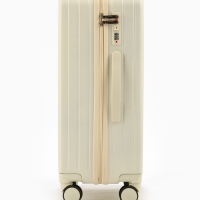 Чемодан 24", PС, 42*27*66, отд на молнии, код замок, 4 колеса, белый