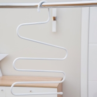 Вешалка для брюк и юбок &laquo;Змейка&raquo;, 29,5&times;35 см, цвет МИКС