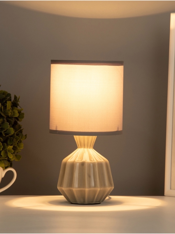 Лампа настольная "Центр" 40Вт Е14 серый 12х12х24см