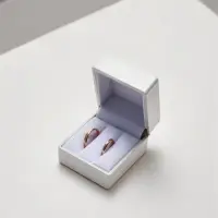 Футляр с подсветкой для 2 колец "Романтика",6*6*5 см, цвет белый