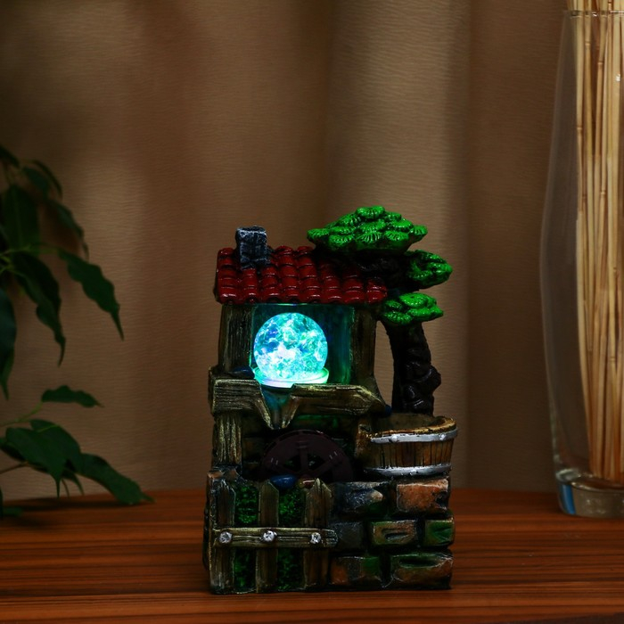 Фонтан "Домик в тропиках" 10х14х18 см (с подсветкой)