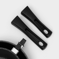 Набор кухонной посуды «Мраморная №3», 6 предметов, крышка, съёмная ручка, антипригарное покрытие, цвет тёмный мрамор Набор кухонной посуды «Мраморная №3», 6 предметов, крышка, съёмная ручка, антипригарное покрытие, цвет тёмный мрамор