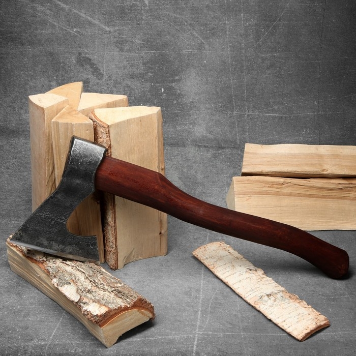 Топор охотничий кованый ТУНДРА ПРОФИ, топорище высшего сорта "дуб" воск, с чехлом, 1200 г