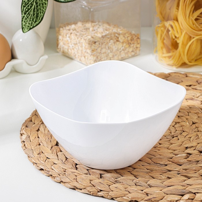 Салатник пластиковый «Рондо», 1 л, цвет белый Салатник пластиковый «Рондо», 1 л, цвет белый