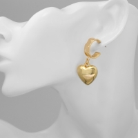 Серьги пластик «Сердца» объёмные, цвет золото Серьги пластик «Сердца» объёмные, цвет золото