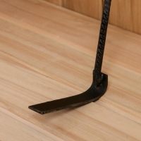 Кочерга металлическая с деревянной ручкой, длина 60 см Кочерга металлическая с деревянной ручкой, длина 60 см