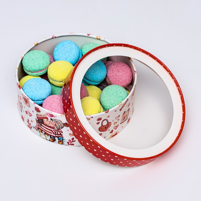 Новый год. Коробка подарочная новогодняя для макарун тубус с окном Новый год. Коробка подарочная новогодняя для макарун тубус с окном " 14 февраля " 21 х 21 х 7 см.