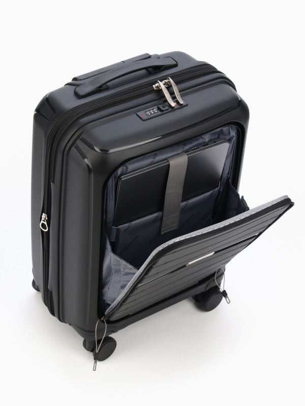 Чемодан 20", PP, 38*22*56, отд на молнии, отд/ноут, код замок, 4 колеса, черный