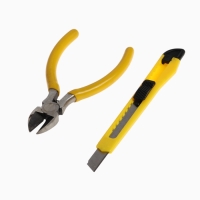 Паяльник для пластика ТУНДРА, 50 Вт, 750 °С, комплект оснастки, кейс Паяльник для пластика ТУНДРА, 50 Вт, 750 °С, комплект оснастки, кейс